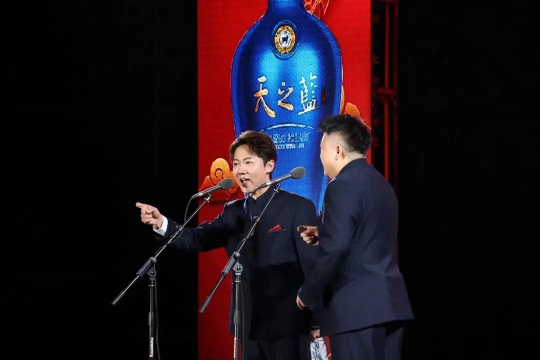 Scout迎来二十赛季出色发挥，C9观众热烈欢呼！赢得满堂喝彩(scout第一场比赛)