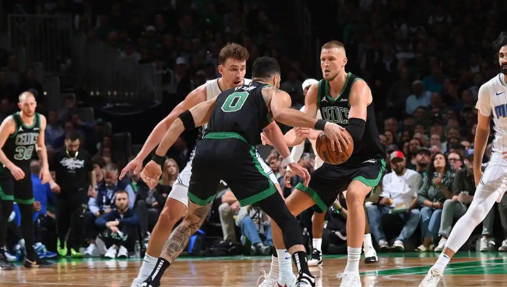 关键时刻欧篮联焦点战，波士顿凯尔特人扳平良机，目标明确，更衣室氛围转暖的简单介绍