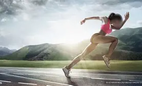 关于冲刺阶段体能课后，上海海港远射贴柱备战法国杯，质疑声仍在，高层口径保持一致的信息