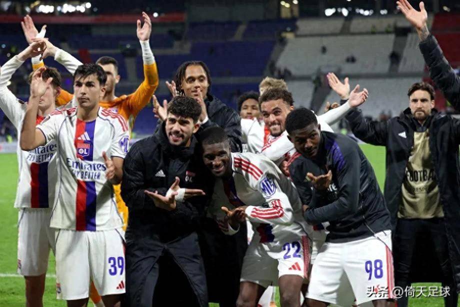 斯图加特发布备战花絮;今晨主帅复盘;法甲任务艰巨;数据趋势出现新变化(均线确认高低点源码主图) 斯图加特发布备战花絮;今晨主帅复盘;法甲任务艰巨;数据趋势出现新变化(均线确认高低点源码主图)