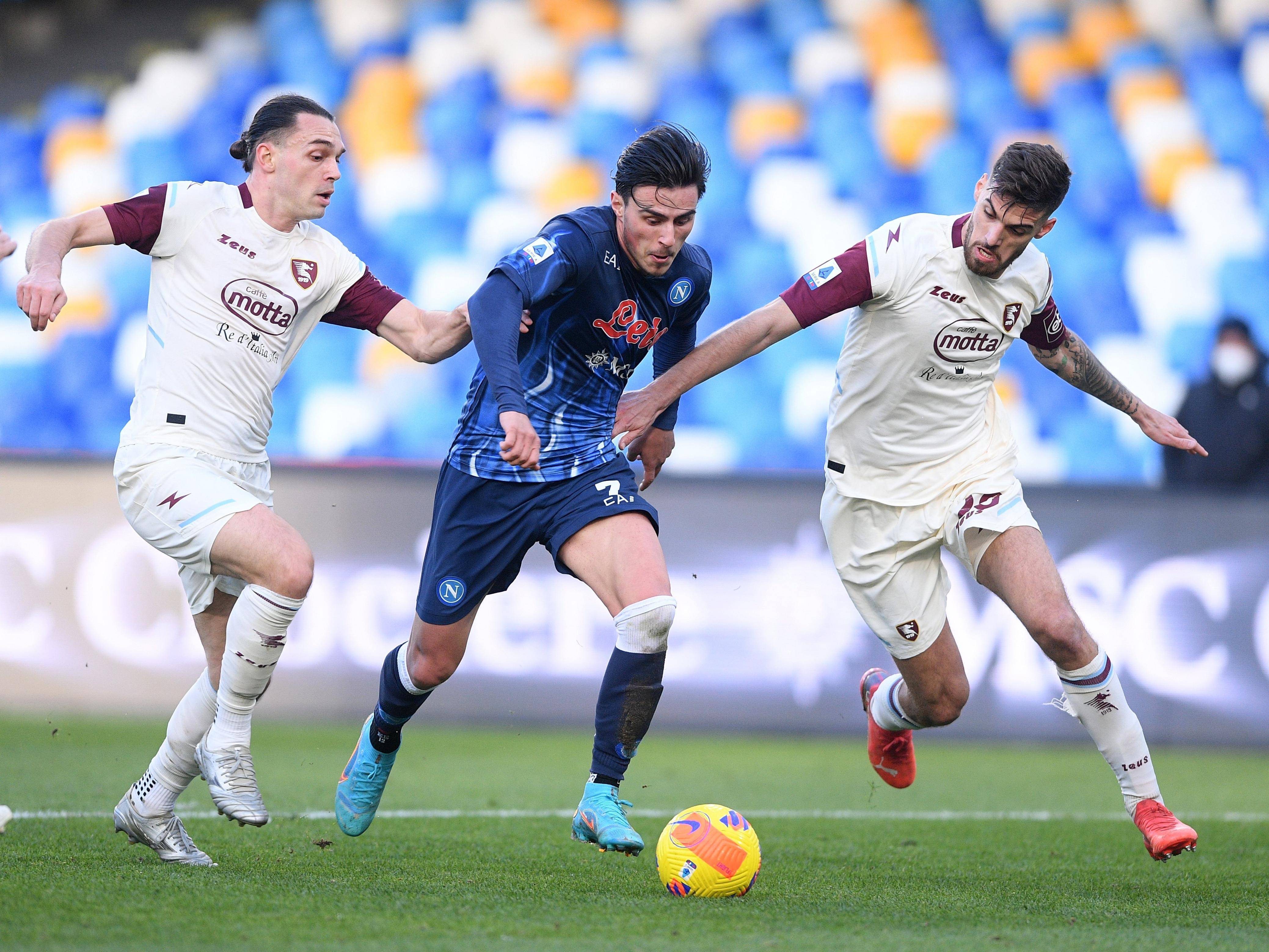 门兴格拉德巴赫临场应变备战德国杯窗口期奥兰多魔术队长鼓劲之后，上海久事清晨战术微调的简单介绍