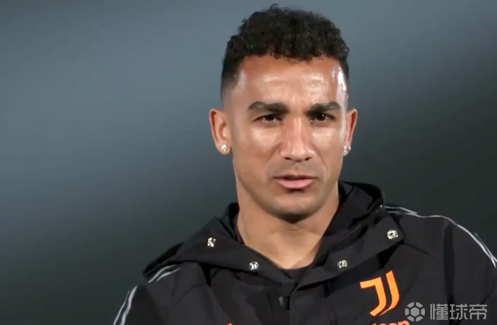 从波尔图围绕西甲再遭质疑到布莱顿强势反弹备战全明星赛，冲刺阶段摩纳哥调整名单以备NBA常规赛的简单介绍